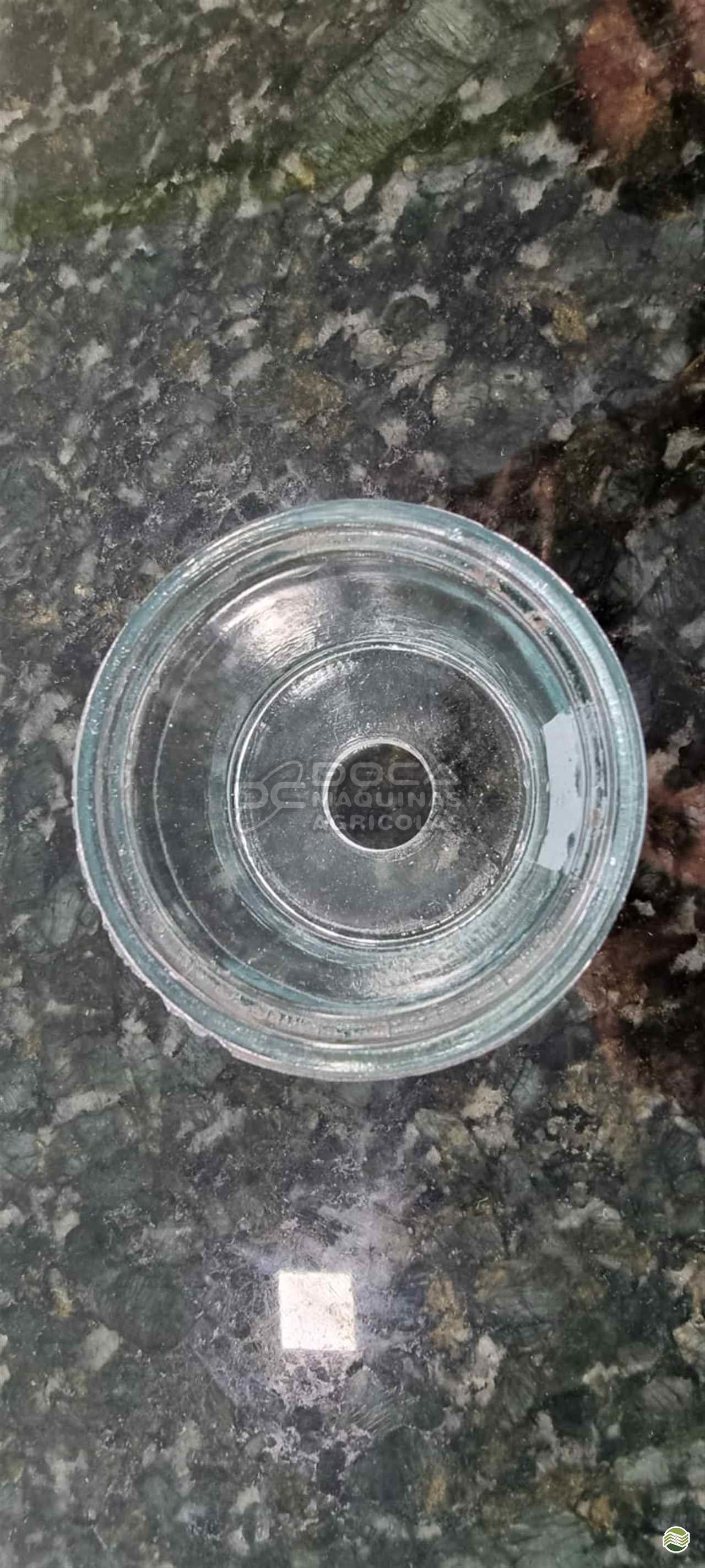 COPO DE VIDRO RETO E ABAULADO